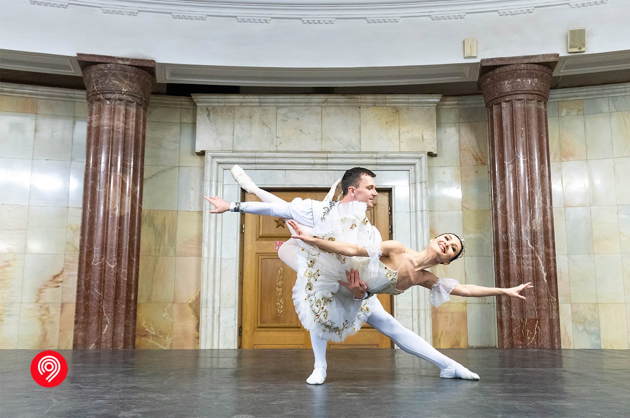 Пассажирам показали балет в аванзале станции «Курская»