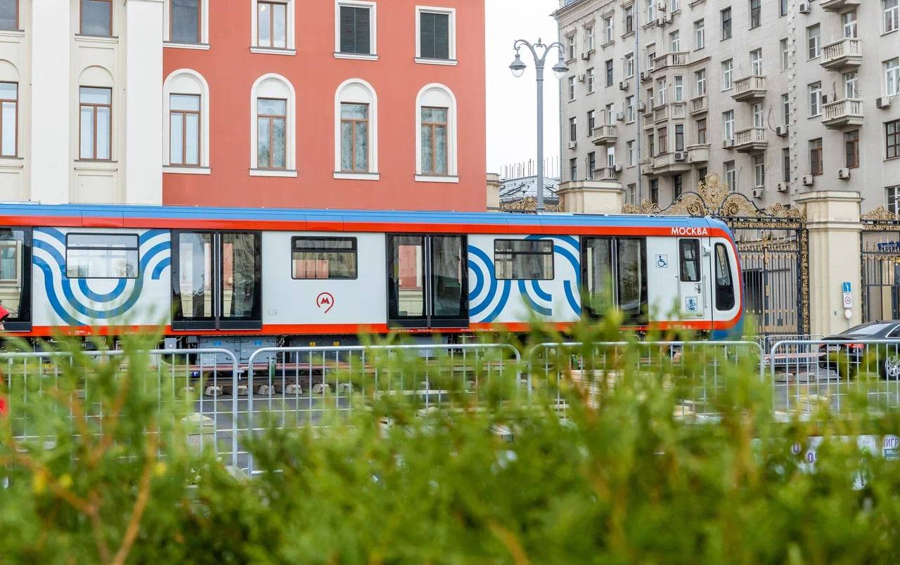 В День города все желающие смогут побывать в кабине действующего поезда  метро